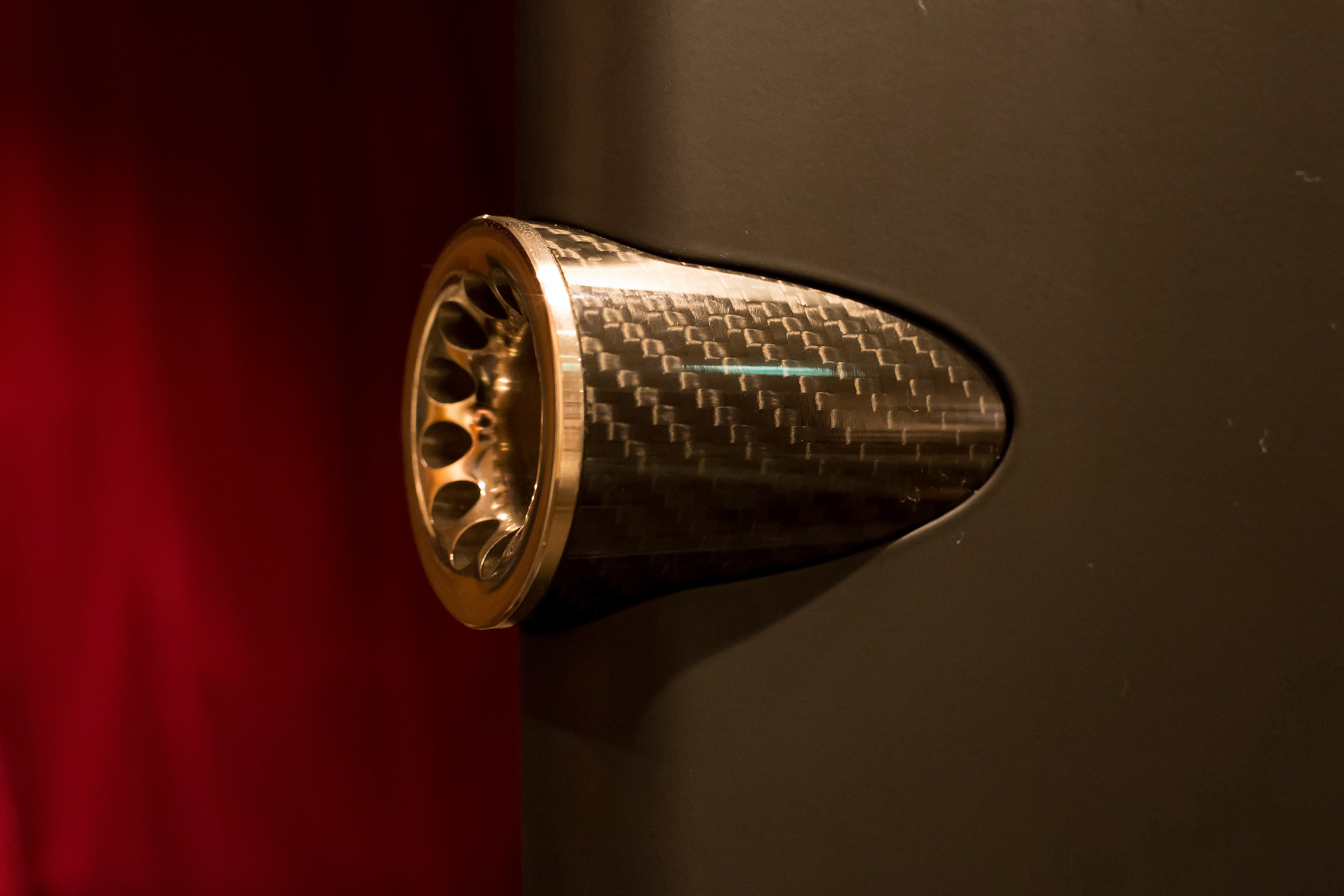 Wilson Benesch | Dynamicaudio 5555 3F